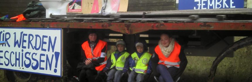 Helfer bei der A39-DEMO